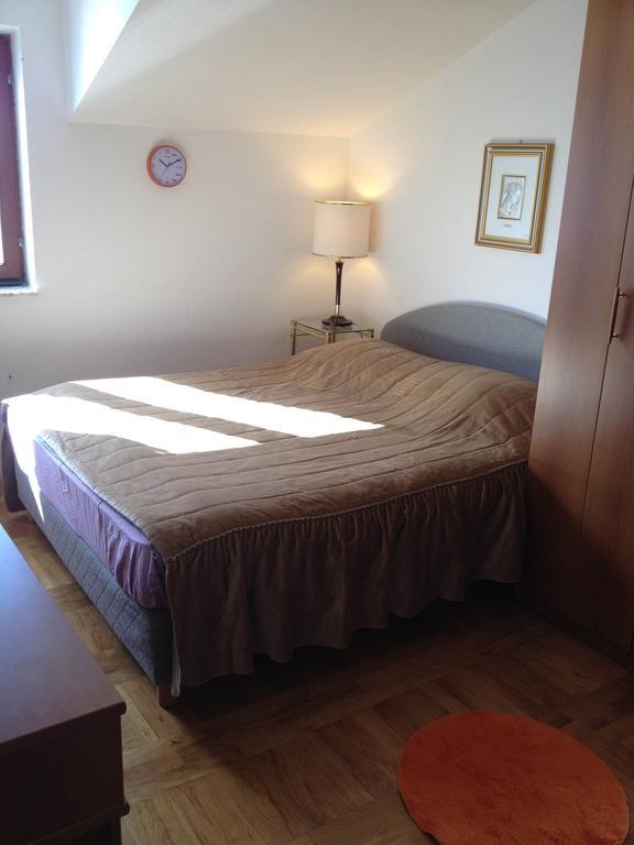 Apartment Sara Пировац Стая снимка
