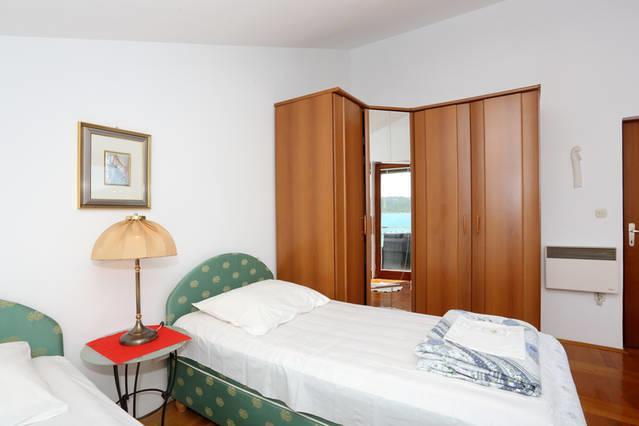 Apartment Sara Пировац Екстериор снимка
