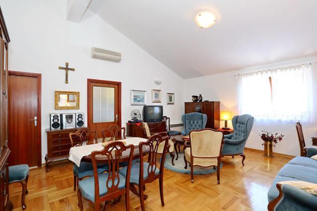 Apartment Sara Пировац Екстериор снимка