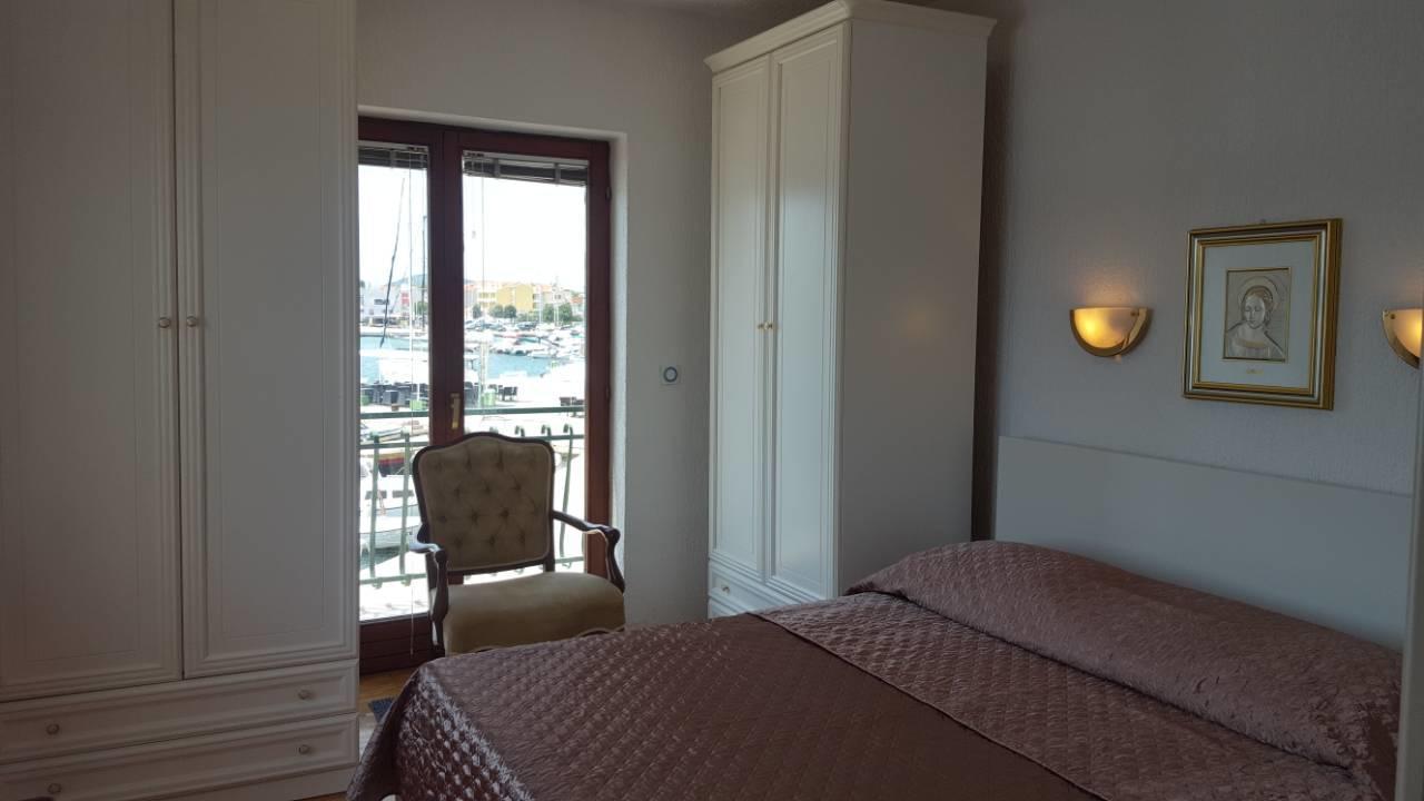 Apartment Sara Пировац Екстериор снимка