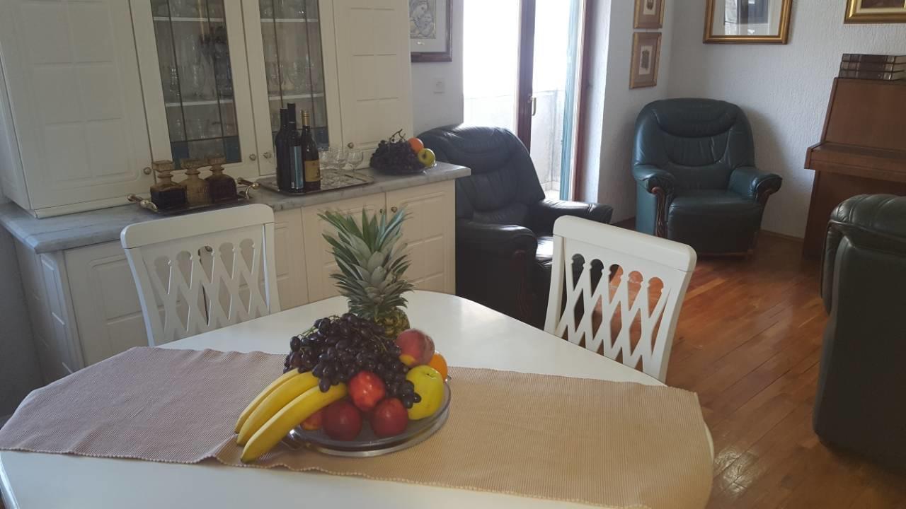 Apartment Sara Пировац Екстериор снимка