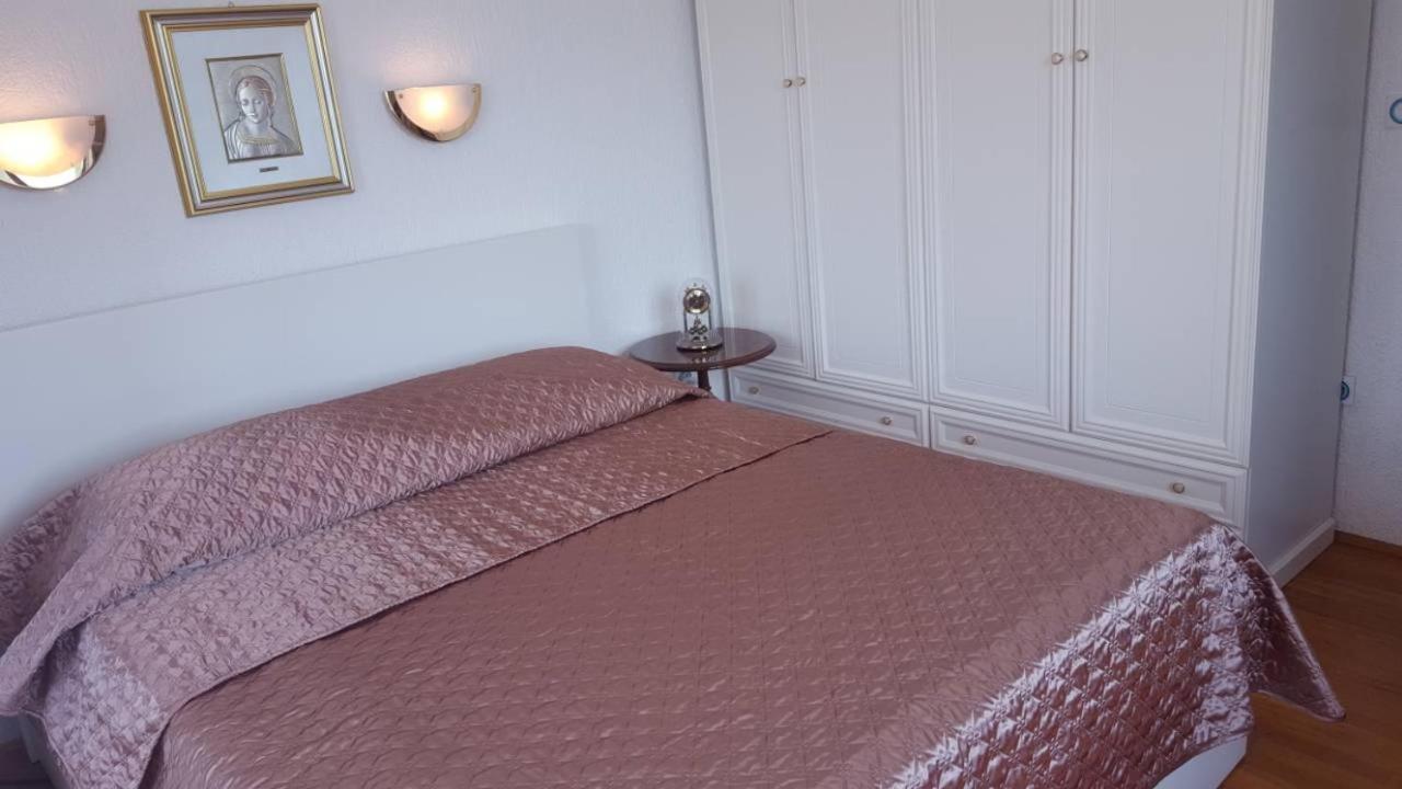 Apartment Sara Пировац Екстериор снимка